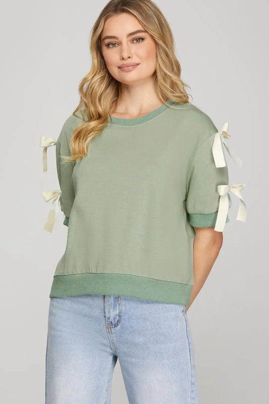 Sweet Knit Top with Contrast Bow Detail