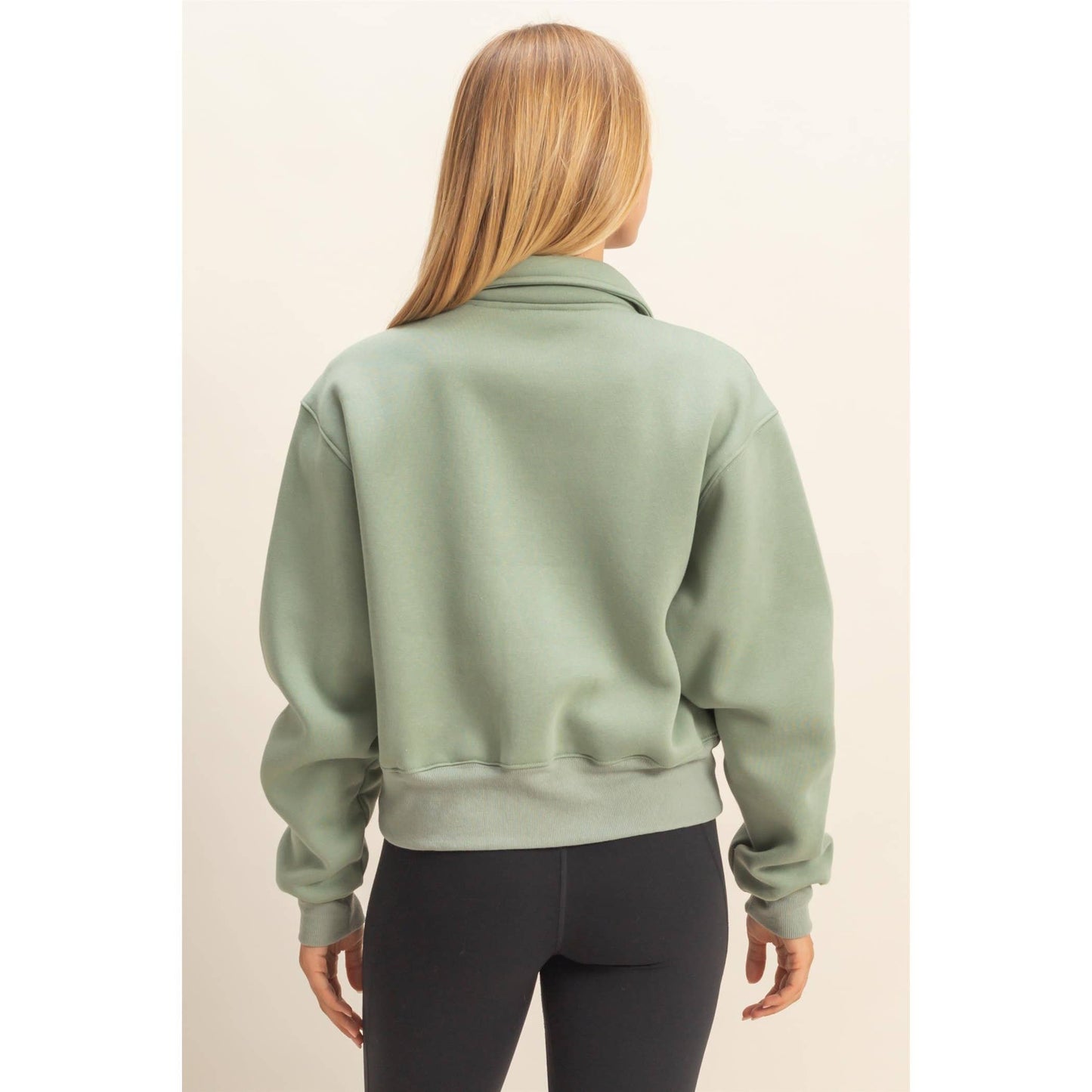 Collar Snap Buttoned Sweatshirt